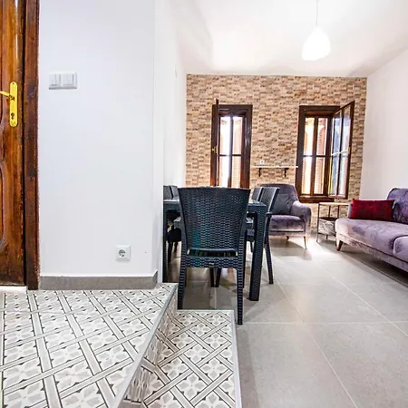 Case de vacanță Invigorating With Balcony, Terrace And Backyard In Bodrum Turgutreis